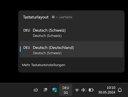 Anstelle von «Windows-Taste + Leertaste» kannst du die Sprache auch mit einem Klick auf das entsprechende Symbol in der Taskleiste wechseln (hier «DEU SG»).