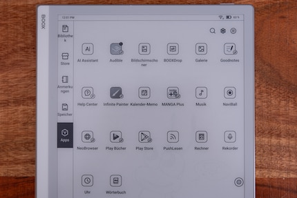 Ik kan apps downloaden uit de Google Play Store. Ze draaien niet allemaal soepel op het apparaat. Het is een kwestie van vallen en opstaan.